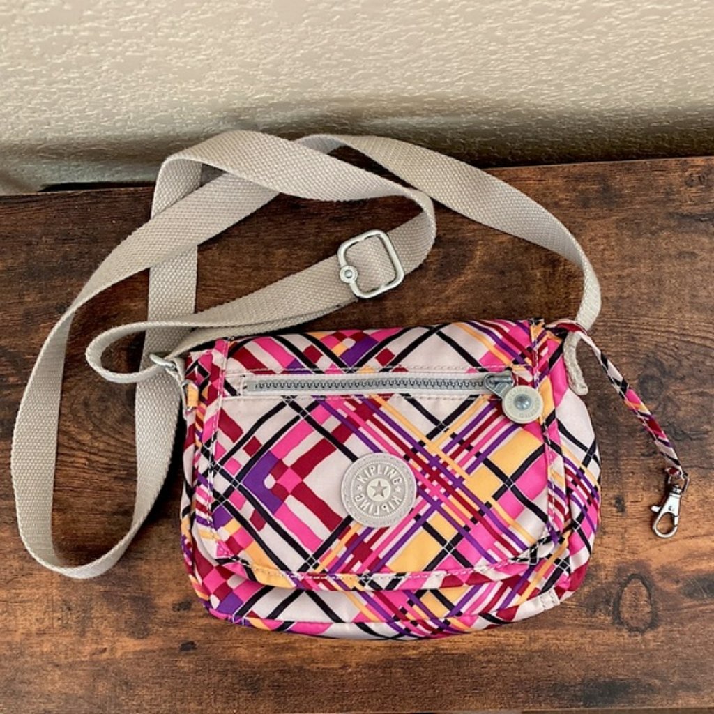 1266 Like New Kipling Wes Plaid Adjustable Crossbody
